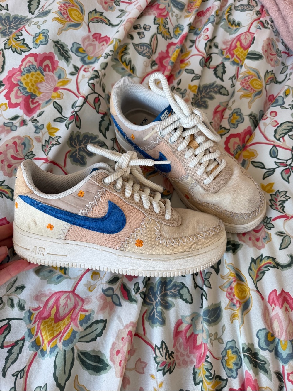 Nike Air Force 1 07 LA flea edition